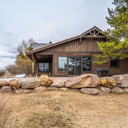 Rainbow Point Sabo Cabin Villa West Yellowstone Exterior photo