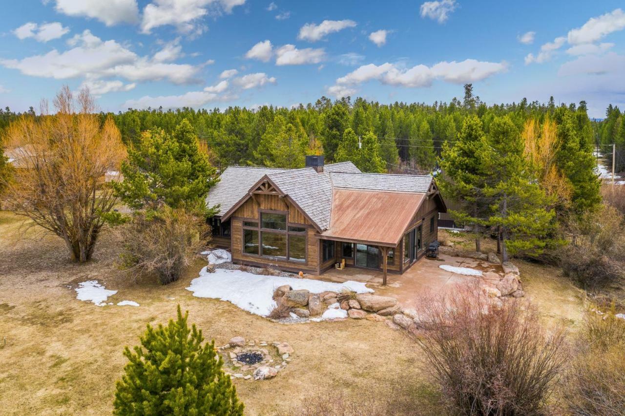 Rainbow Point Sabo Cabin Villa West Yellowstone Exterior photo