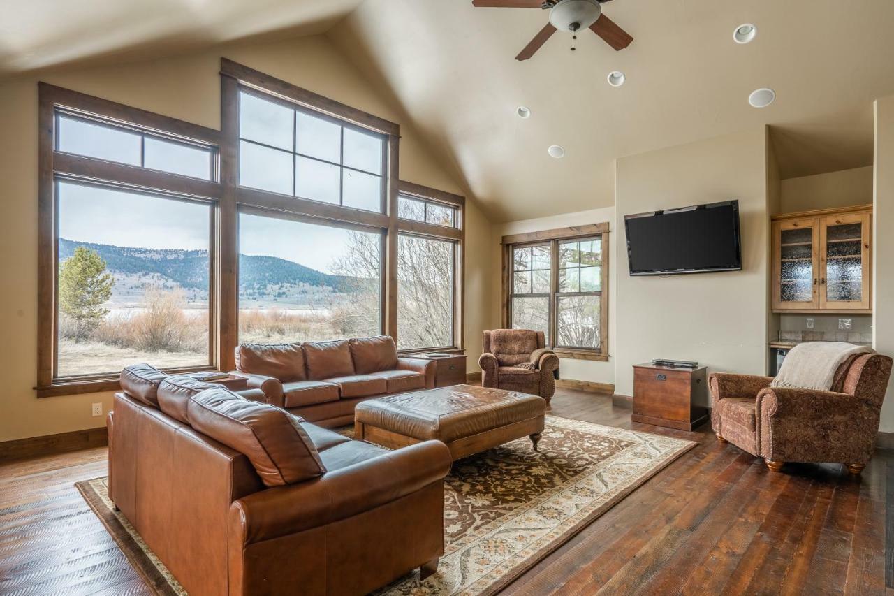 Rainbow Point Sabo Cabin West Yellowstone Exterior photo